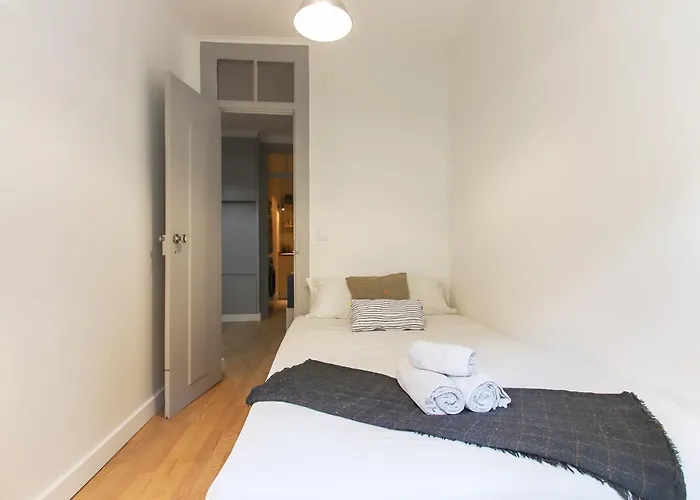 Cosy Avenida By Homing Daire