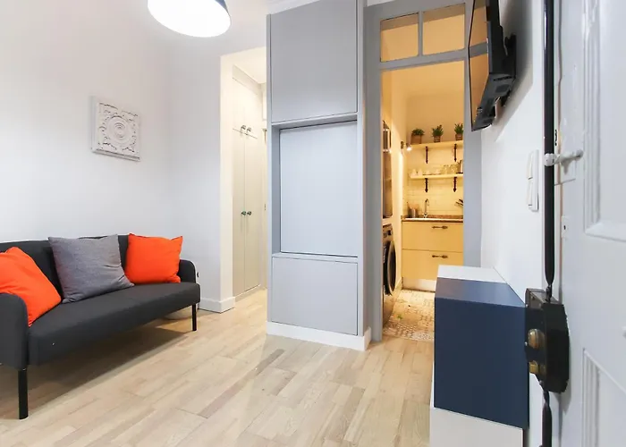 Cosy Avenida By Homing Daire *