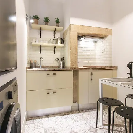 Cosy Avenida By Homing ליסבון