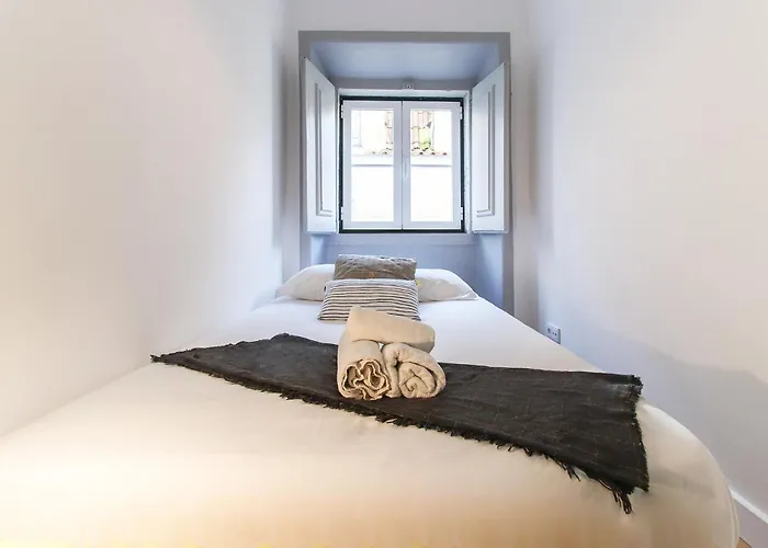 Cosy Avenida By Homing דירה *